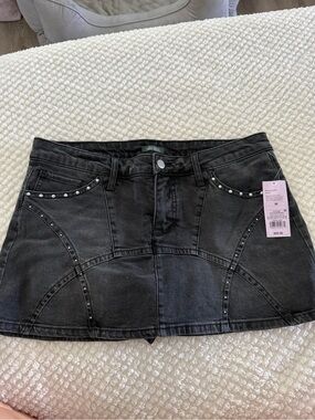 Black/Grey Studded Denim Mini Skirt Low Rise w Built in Shorts